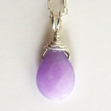 Load image into Gallery viewer, Purple Jade Sterling Necklace