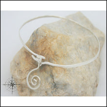 Load image into Gallery viewer, Argentium(r) Silver Swirl Bangle - Jewelry Hand Made