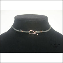 Load image into Gallery viewer, Leather Choker Copper Clasp